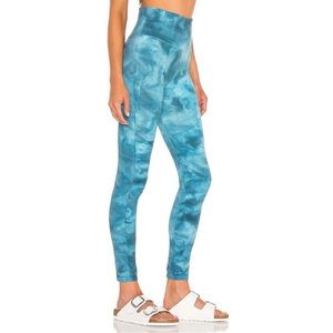 Free People Movement Good Karma Turquoise Blue Tie Dye Seamless Legging M/L‎